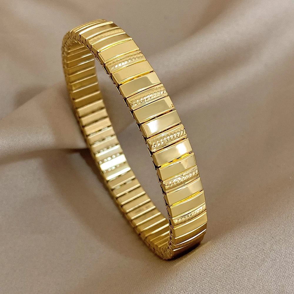 Waterproof Stainless Steel Patterned Love Heart & Flower Bangle