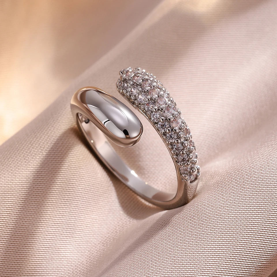 3-Piece Luxury Micro-Inlaid Zircon Water Drop Bracelet, Ring & Earrings Set