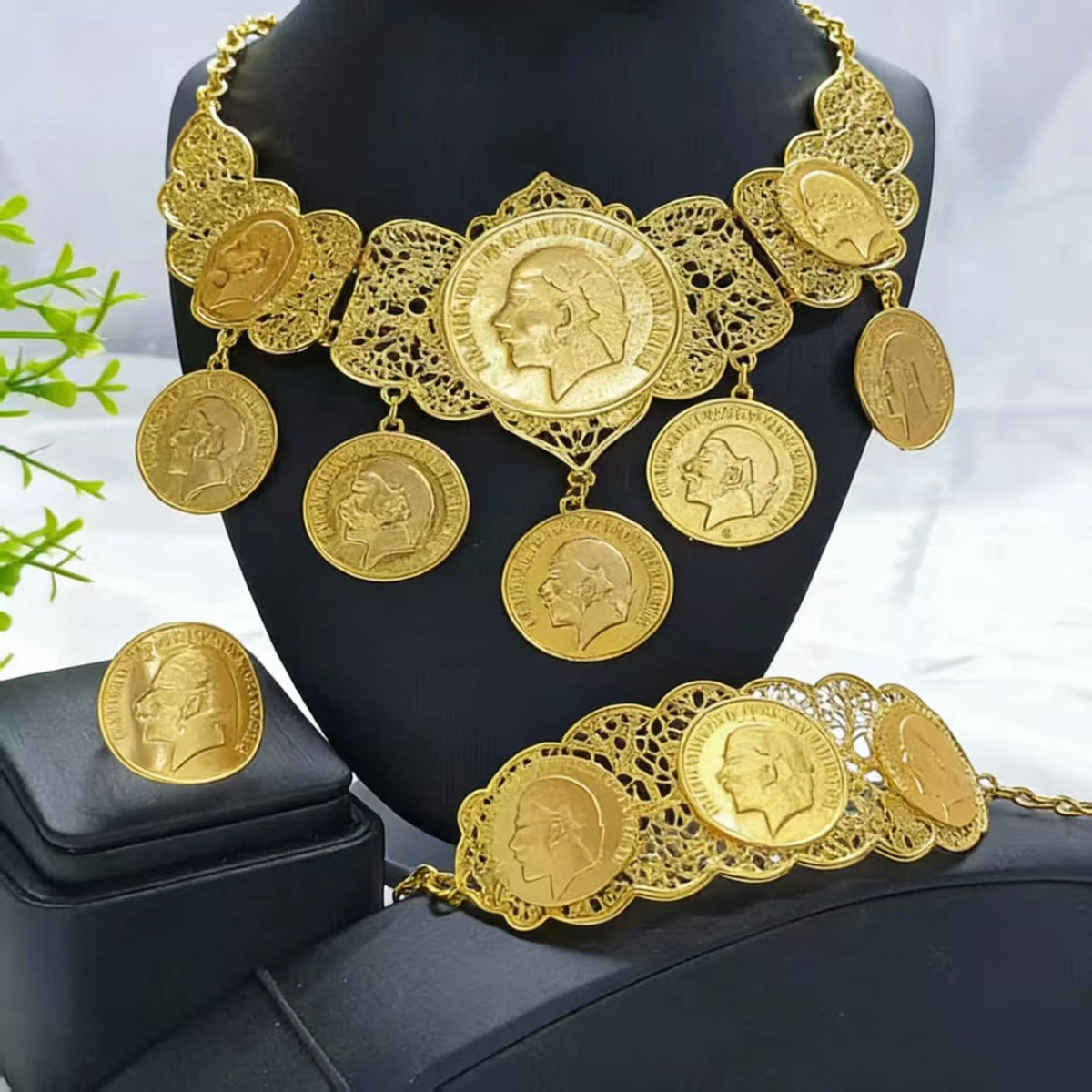 Indian Bridal Jewelry Set Dubai Coin Necklace Earrings For Women Wedding 24k Gold Color African Jwellery Bridesmaid Party Gift