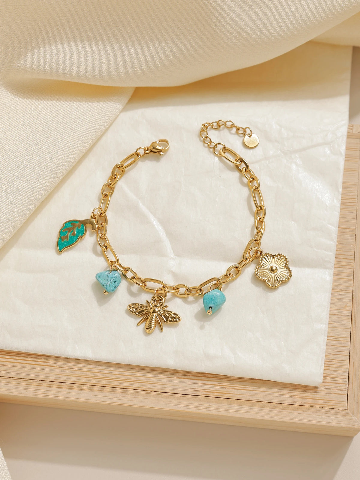 Vintage Turquoise Bee Flower Enamel Leaf Pendant Bracelet