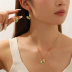 EILIECK Acier Inoxydable 316L Papillon Vert Zircon Pendentif Collier Boucles d'Oreilles Ensemble pour Femme Cadeau Tendance Bijoux de Luxe Étanche