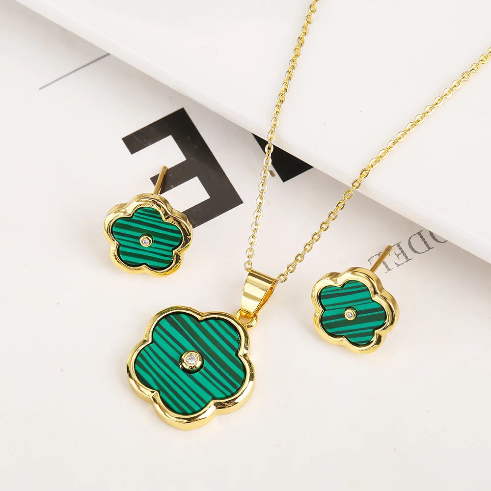 Elegant And Cute Clover Plant Five Leaf Flower Petal Pendant Necklace Earrings Jewelry Set Natural White Shell Stone Woman