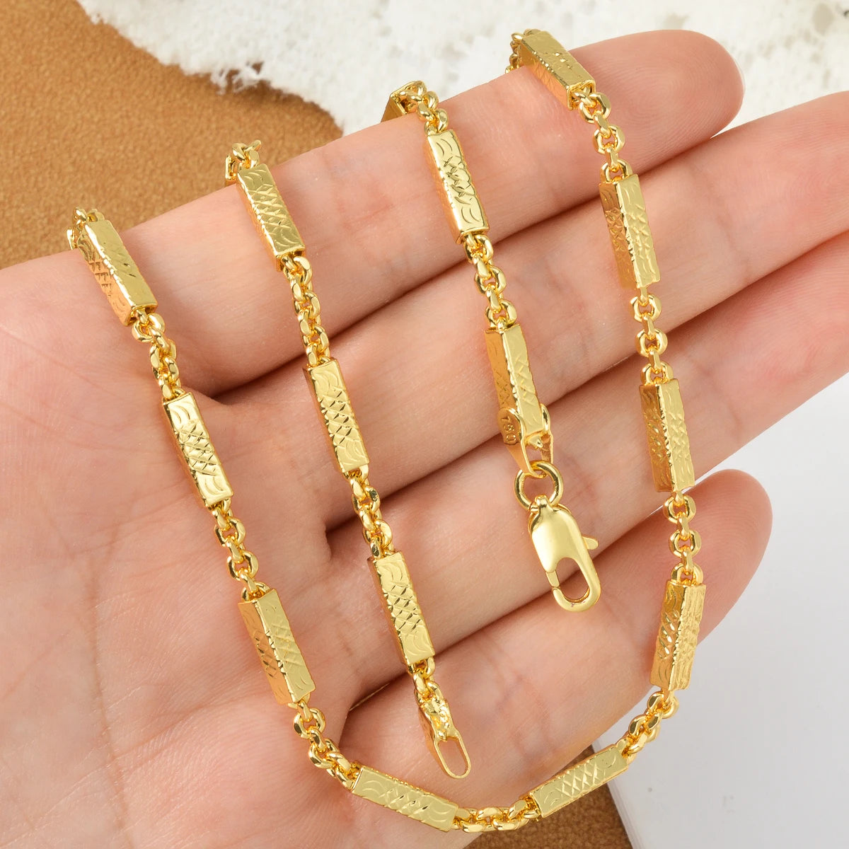 Dubai Gold-Plated Cylinder Geometric Necklace