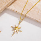Collier pendentif étoile du Nord Monkton plaqué or 18 carats pour femme avec accents de zircone cubique étincelante, bijou céleste tendance, cadeau