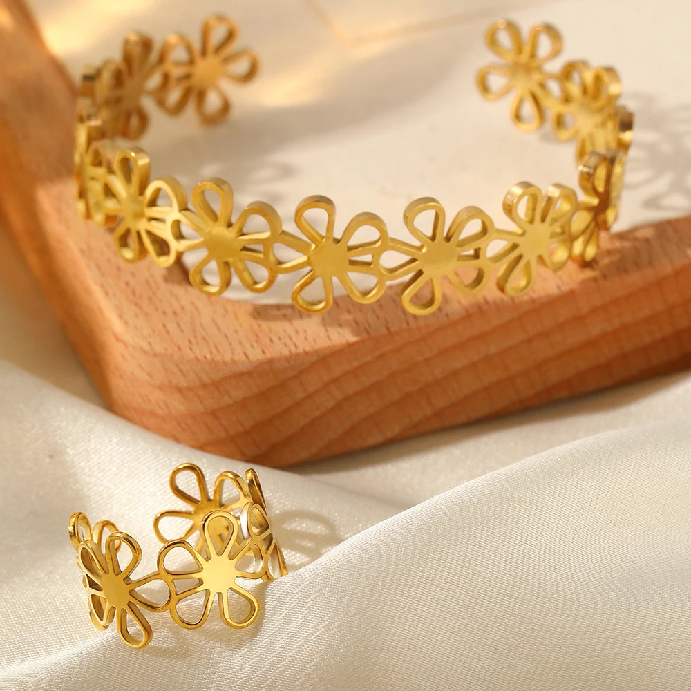 Stainless Steel Bracelet Rings Set Hollow Flowers Unusual Retro Bracelet Ring For Women Jewelry Non-fading High-quality Gift New