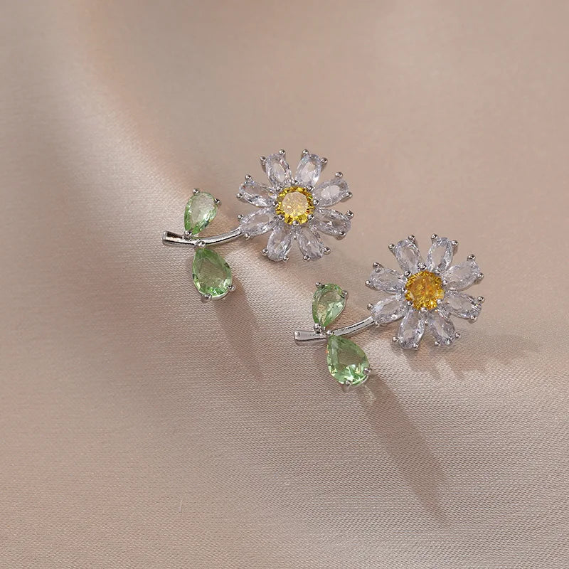 Crystal Sunflower Little Daisy Blade Chain Plant Pendant Necklace Earrings Jewelry Set Women's Luxury Stainless Steel Clover