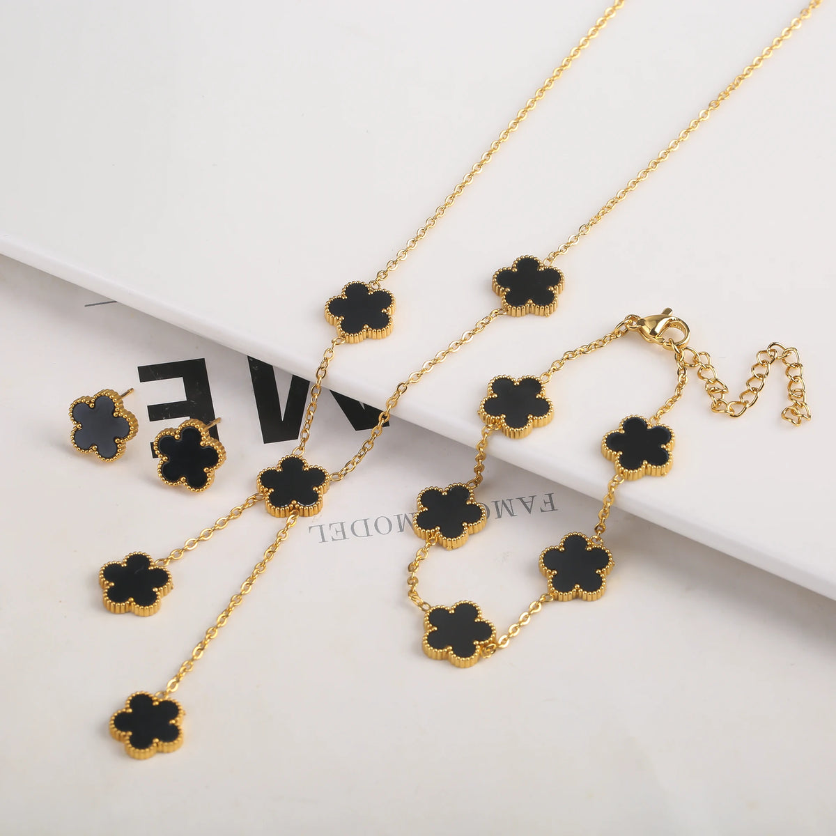 New Creative 4Pcs Stainless Steel Five Leaf Flower Bracelet Necklace Earrings Rings Set For Women Fashion Party Jewelry Clover