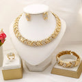 Ensemble 4 pièces de luxe ChooseMe plaqué or : collier, boucles d'oreilles, bracelet et bague