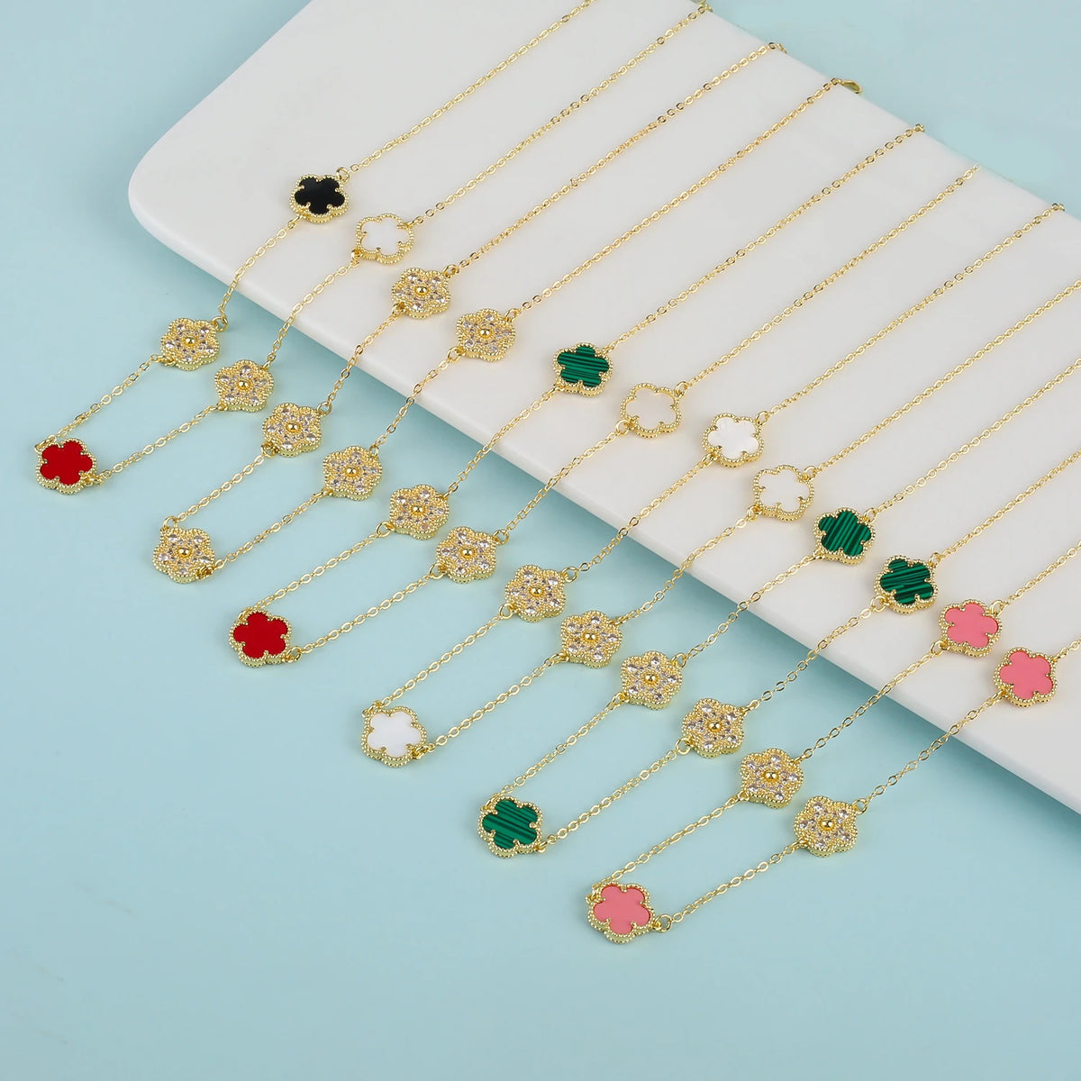 Hot Selling 18K Color Retention Electroplating New Plant Five Leaf Flower Micro Inlaid Zircon Set Necklace/Bracelet Women Clover