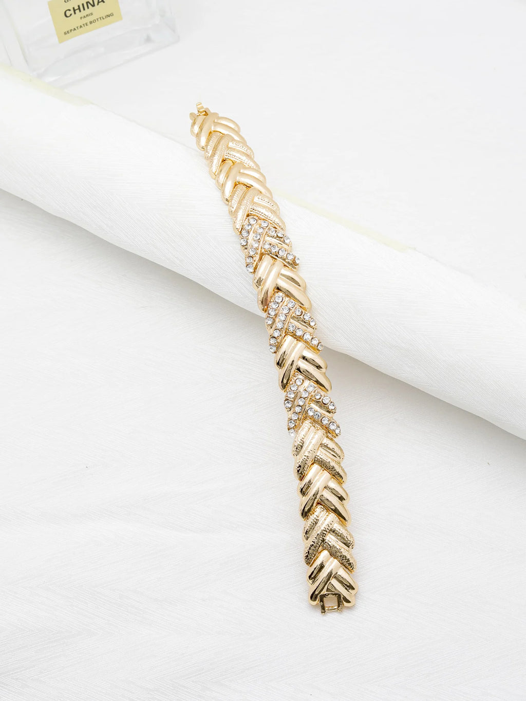 Ensemble 4 pièces de luxe ChooseMe plaqué or : collier, boucles d'oreilles, bracelet et bague