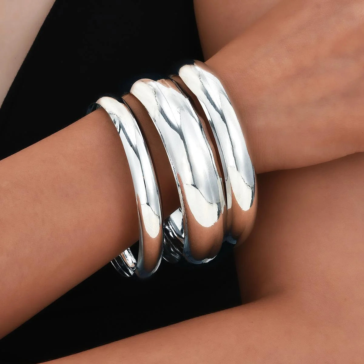 Vintage Chunky Smooth Metal Cuff Bangles Set