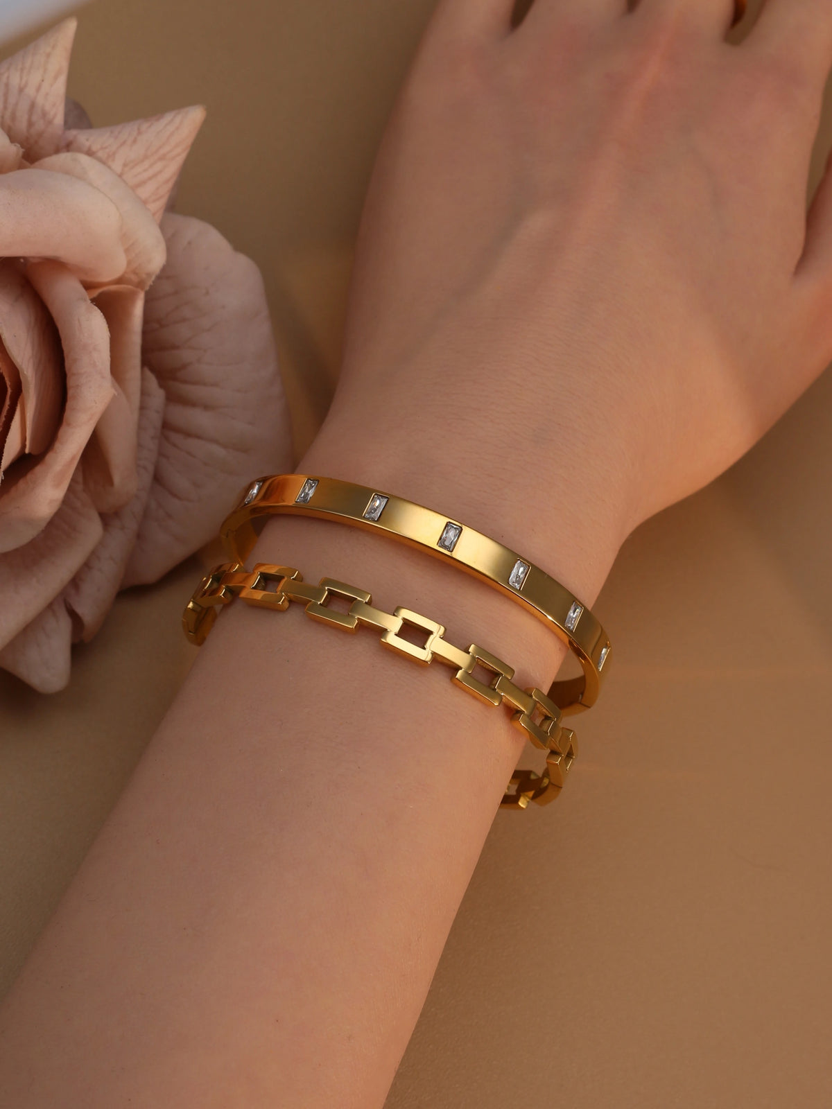 XB-041 Stainless Steel Gold-Plated Openwork Zirconia Bracelet