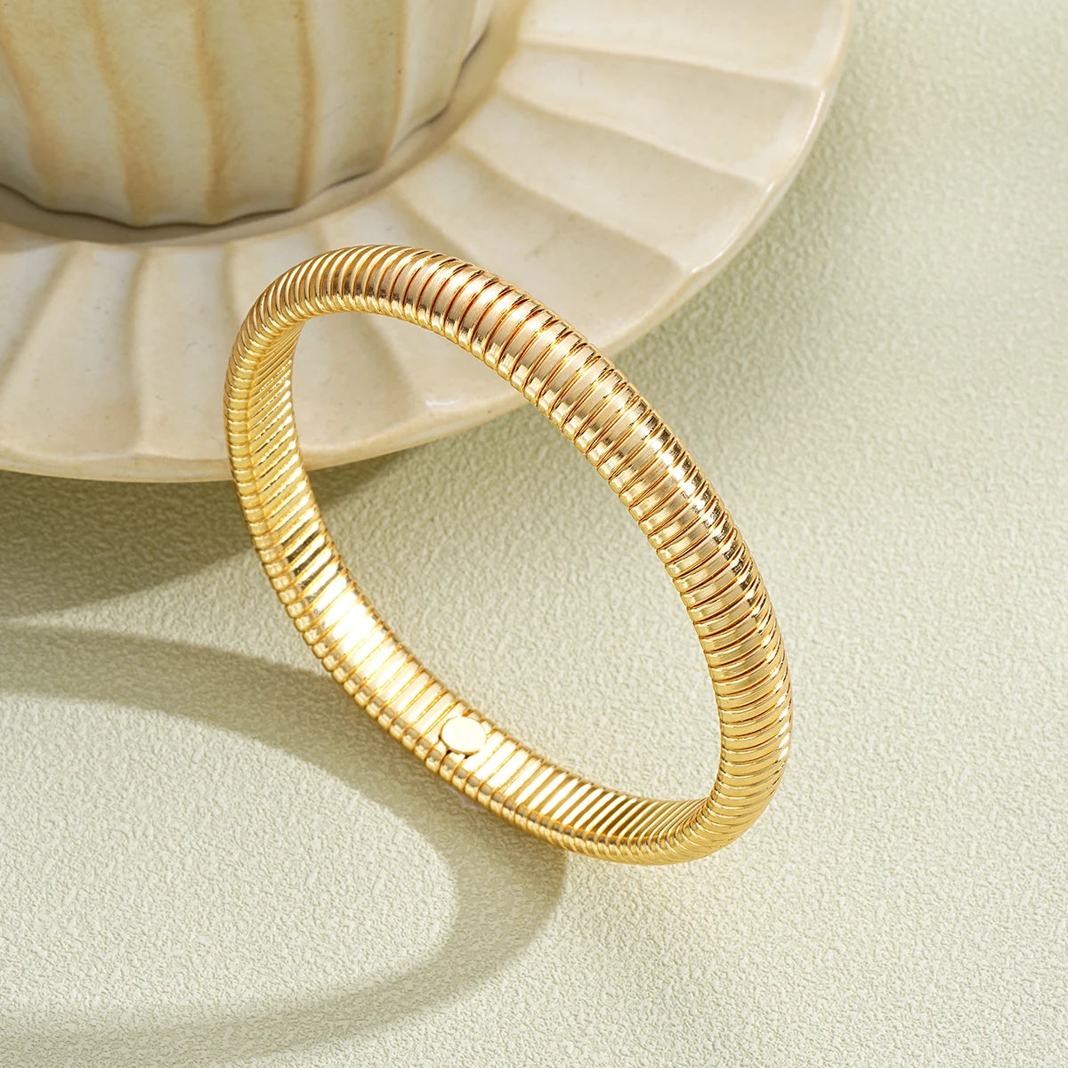 Vintage Gold Chunky Thick Metal Wide Stretch Bangle Bracelet Set