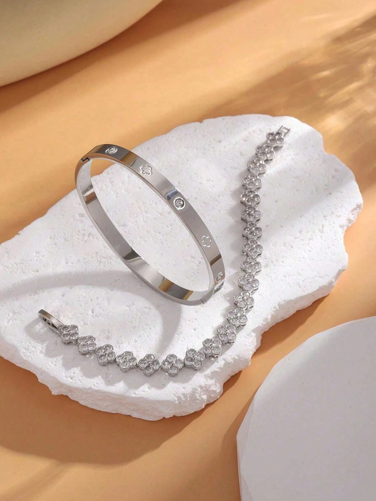 2PCS French Delicate Lucky Clover Stainless Steel Zircon Bracelet