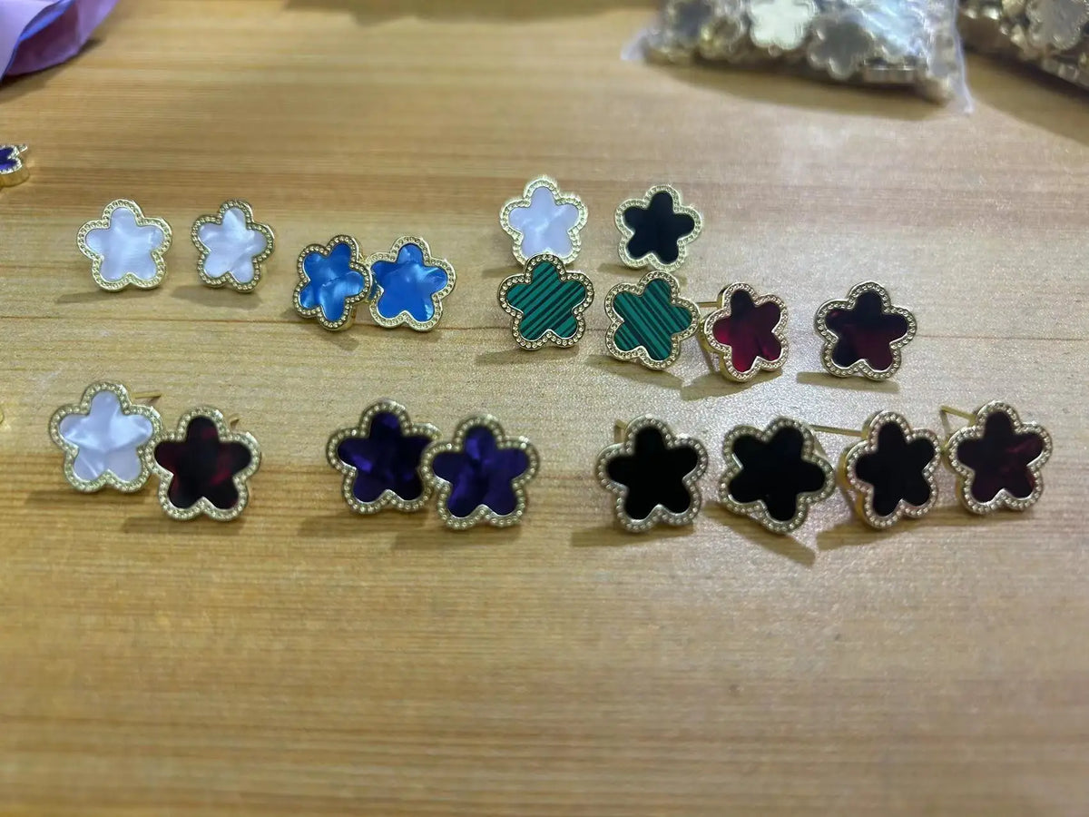 6-Color Plum Blossom Five Point Star Jewelry Set Cute Plant Five Leaf Flower Shell Gift Bracelet Necklace Earrings Woman Clover