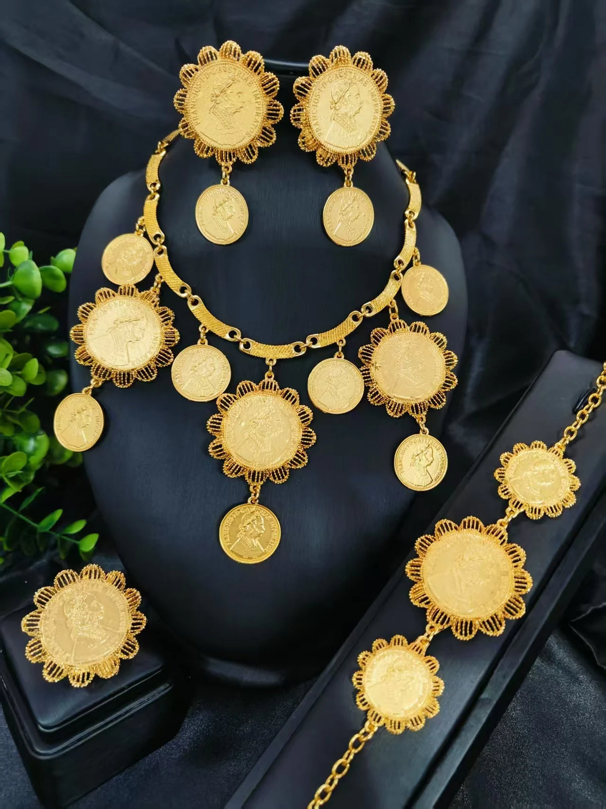 Indian Bridal Jewelry Set Dubai Coin Necklace Earrings For Women Wedding 24k Gold Color African Jwellery Bridesmaid Party Gift