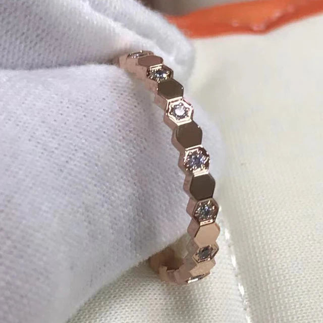 ChooseMe Classic Gold-Plated Honeycomb Diamond Wedding Ring