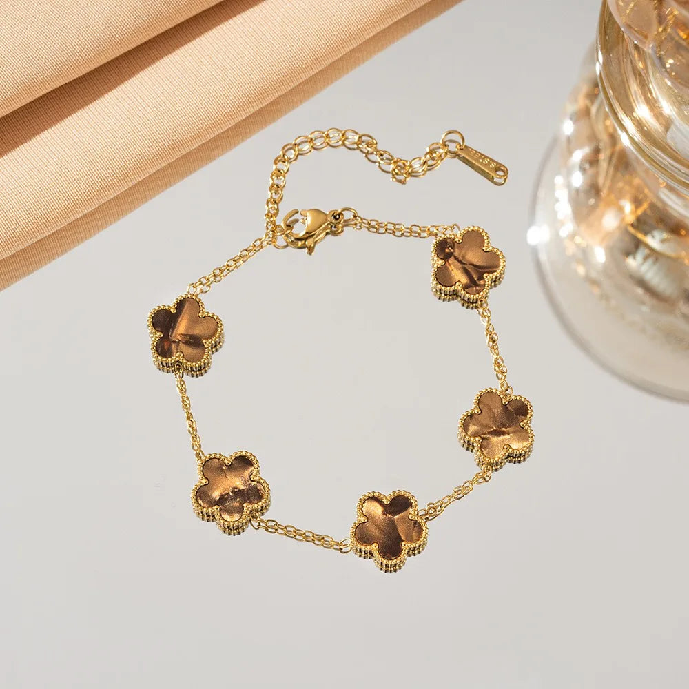18k Gold Plated Lucky Five-Leaf Flower Stainless Steel Bracelet Women's Exquisite Five-Pointed Star Luxury Party Jewelry Gift