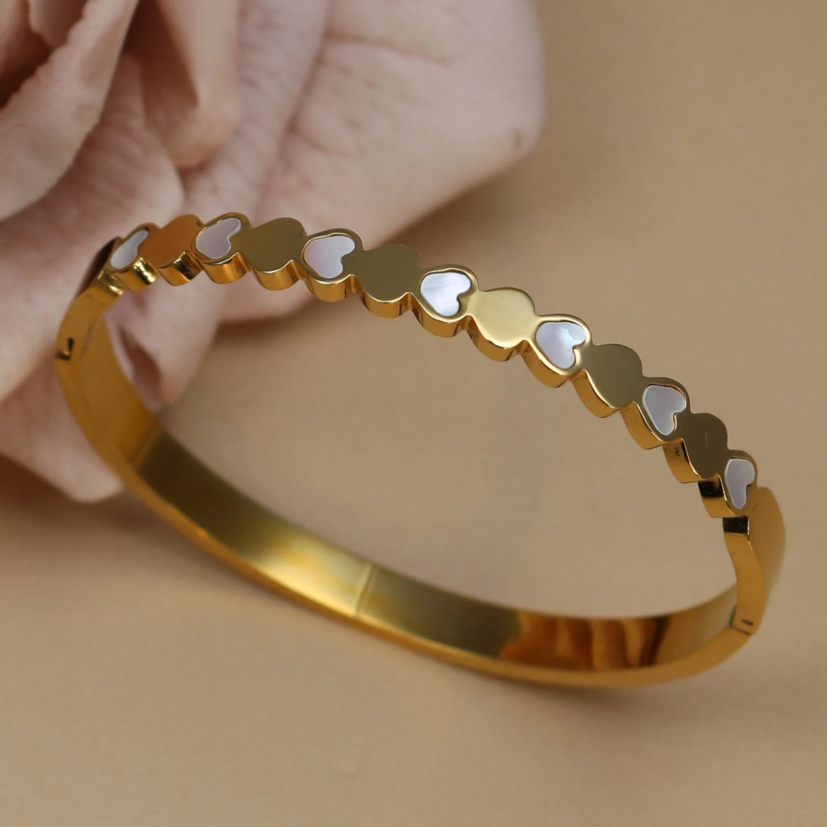 XB-028 Flower Crystal & Heart Shell Stainless Steel Bracelet