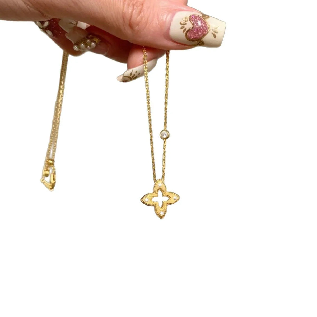 Gold-Plated Frosted Four-Leaf Clover Minimalist Clavicle Chain