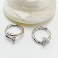 Boucles d'oreilles créoles rondes en cristal brillant et charmantes pour femmes, boucles d'oreilles minimalistes en forme de clou, bijoux tendance or/argent