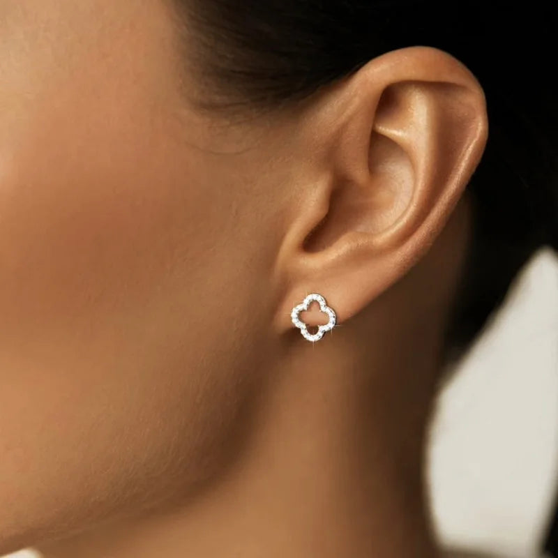 Nouvelles boucles d'oreilles simples et creuses en forme de trèfle à quatre feuilles pour femmes, tendance 2025, cadeau bijoux pour elle