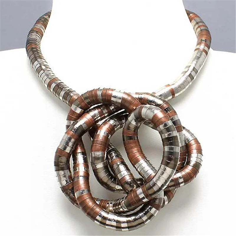 Collier Serpent Torsadé Flexible en Fer 5mm 90cm Bijoux Pliables 12 Couleurs Disponibles