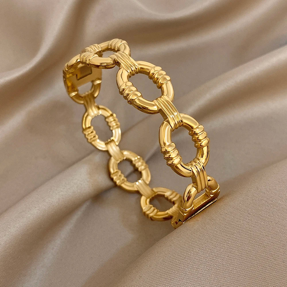 ChooseMe Looped Hollowed-Out Gold-Color Functional Buckle Cuff Bangle