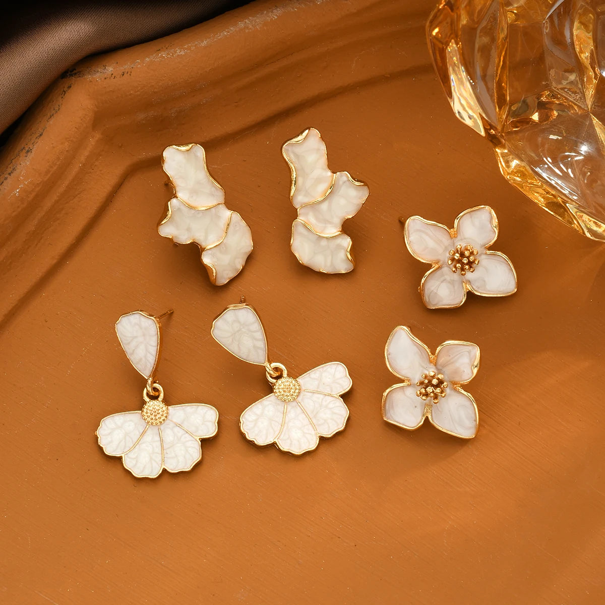 Vintage French Ins Beige Floral Stud Earring Set