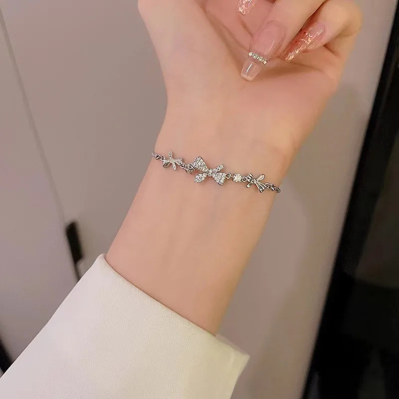 ChooseMe Handmade Sparkling Zircon Flower Alloy Bracelet
