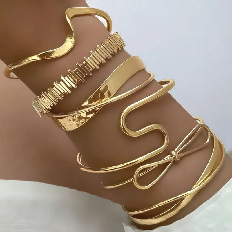 Luxurious Gold Geometric Bow Bangle Set 6pcs