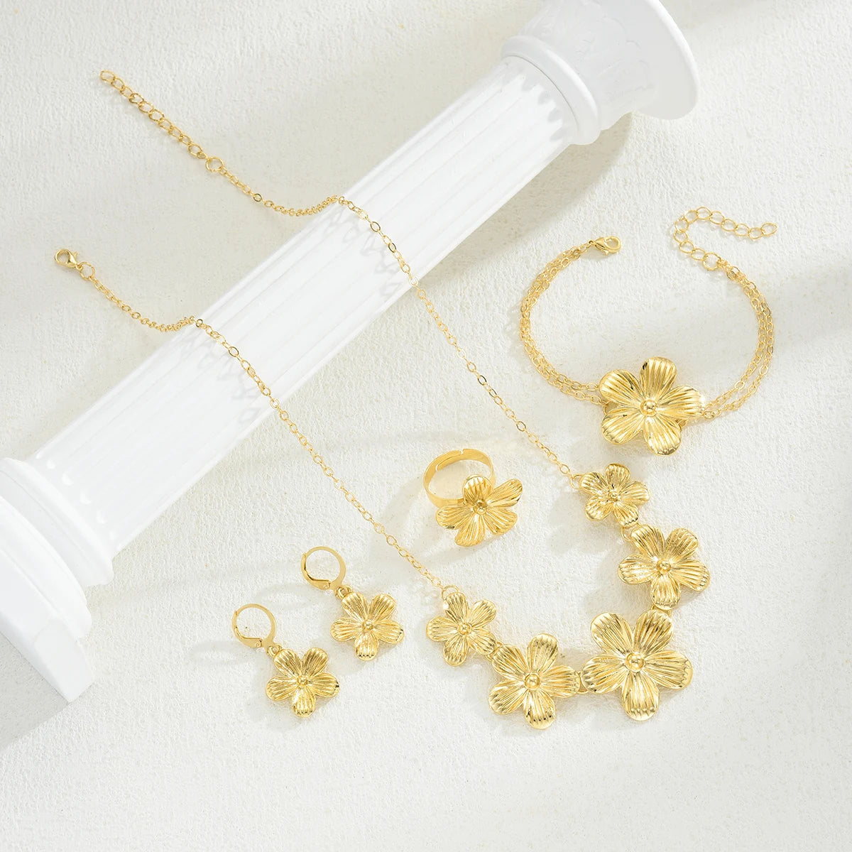 Vintage Elegant Gold Color Metal Flower Necklace, Bracelet, Ring & Earrings Set, 5 Pcs/Set