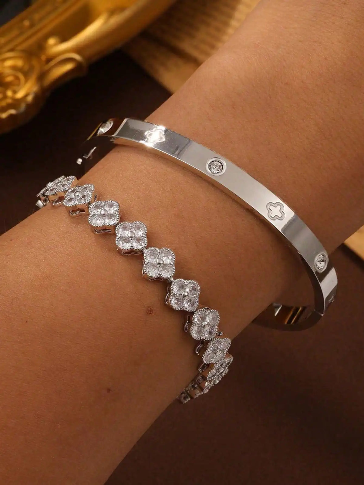 2PCS French Delicate Lucky Clover Stainless Steel Zircon Bracelet