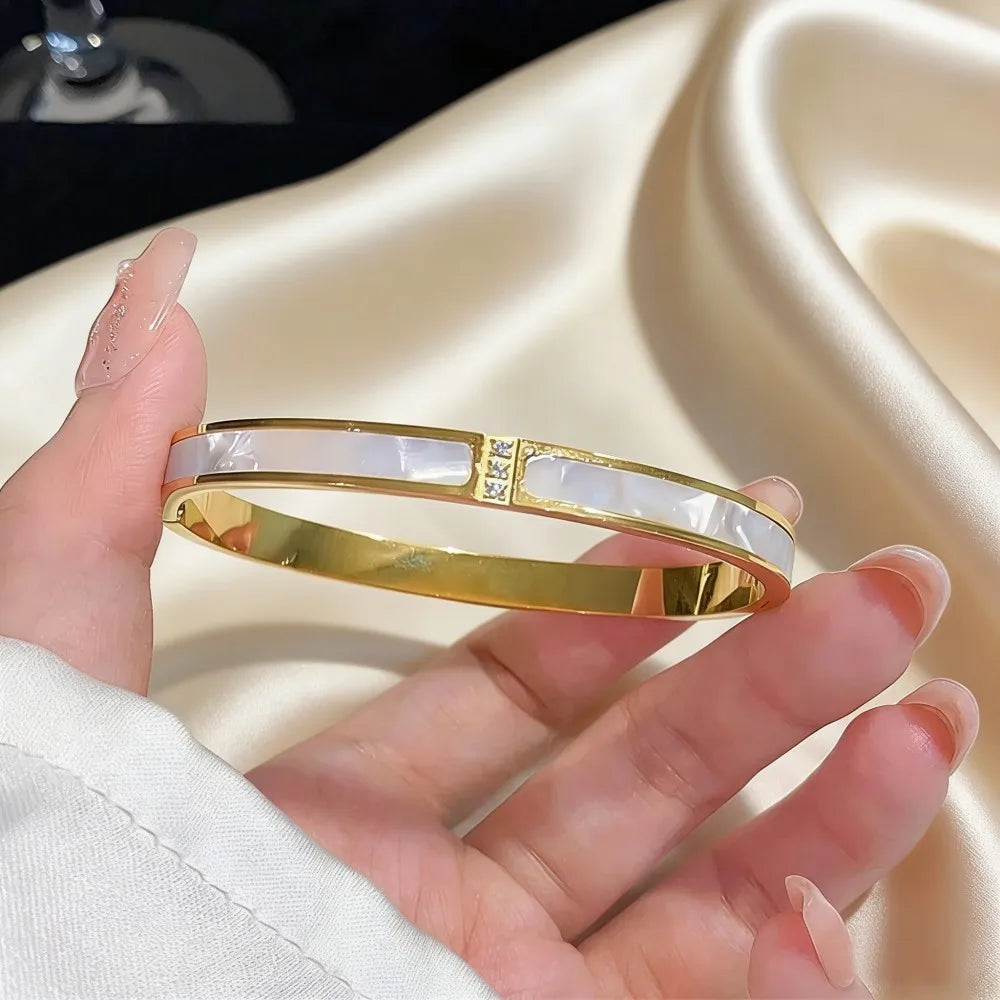 Luxury Gold Plated Stainless Steel Bangle Bracelet for Women Fashion Jewelry Accessory Mother's Day Gift ﻿
