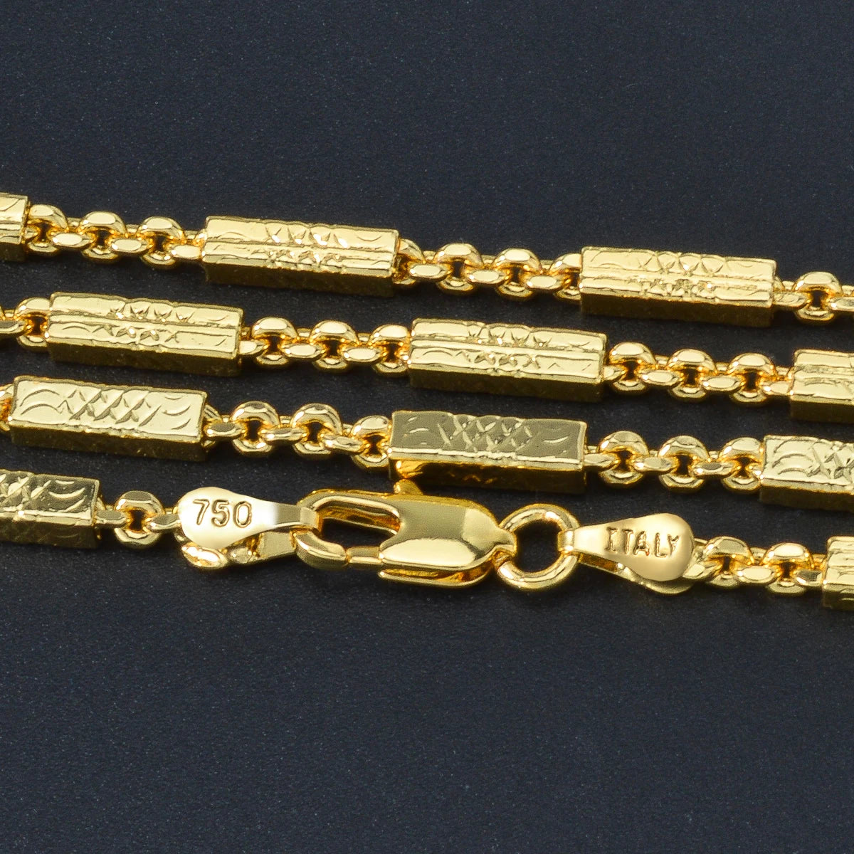 Dubai Gold-Plated Cylinder Geometric Necklace
