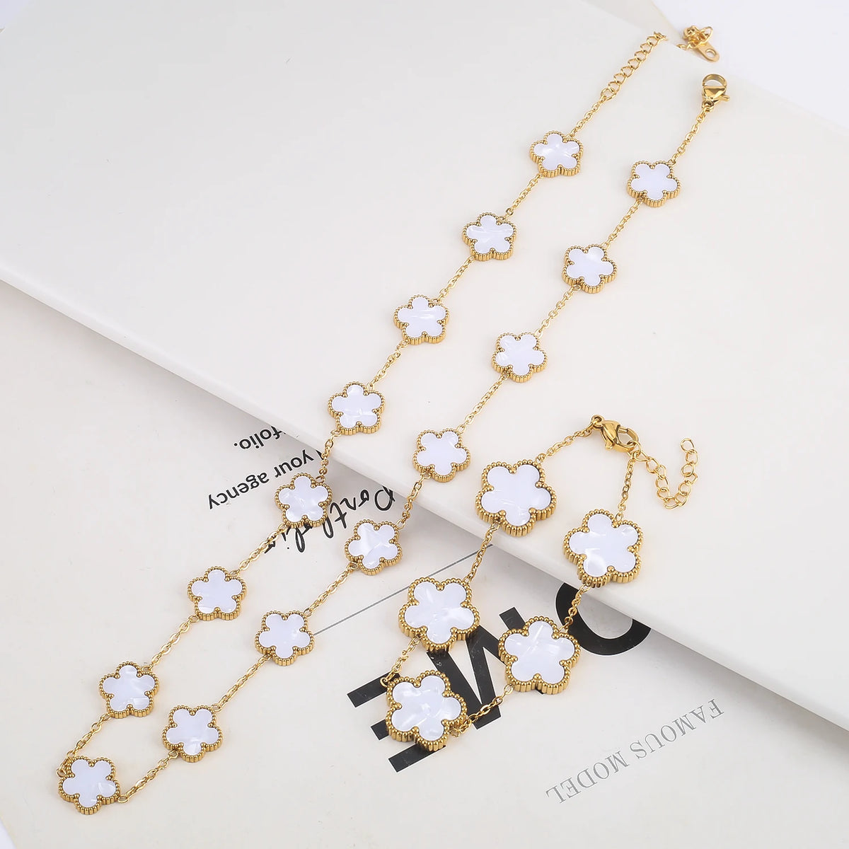 New Creative 4Pcs Stainless Steel Five Leaf Flower Bracelet Necklace Earrings Rings Set For Women Fashion Party Jewelry Clover