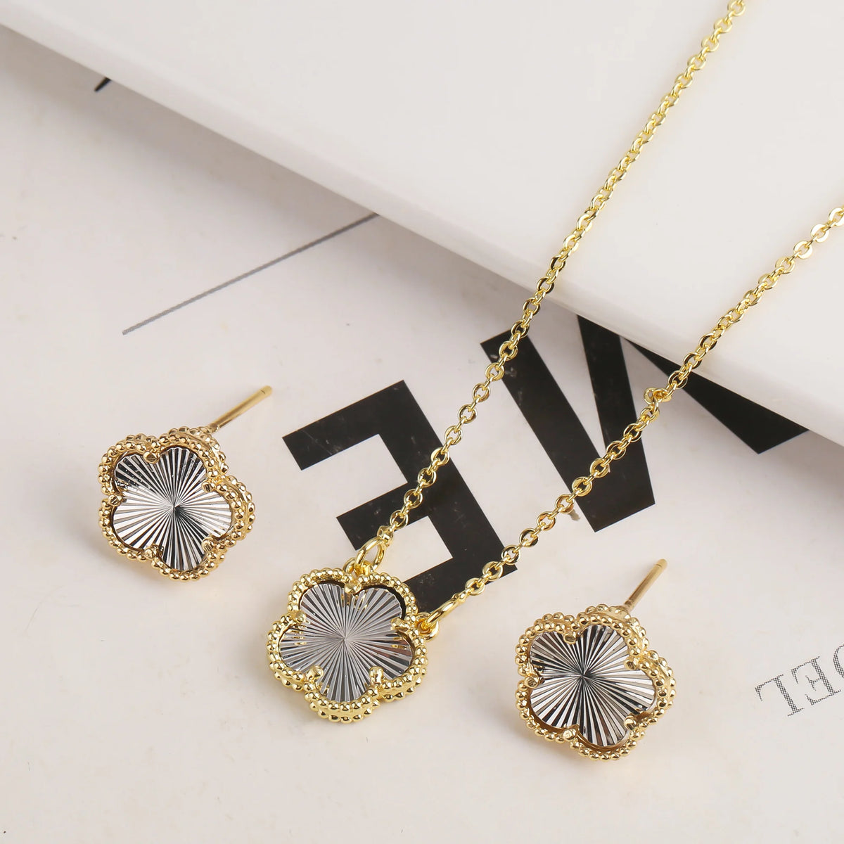 Hot Selling Plum Blossom Plant Five Leaf petal Pendant Necklace Earrings For Women's Clover Temperament Jewelry Set