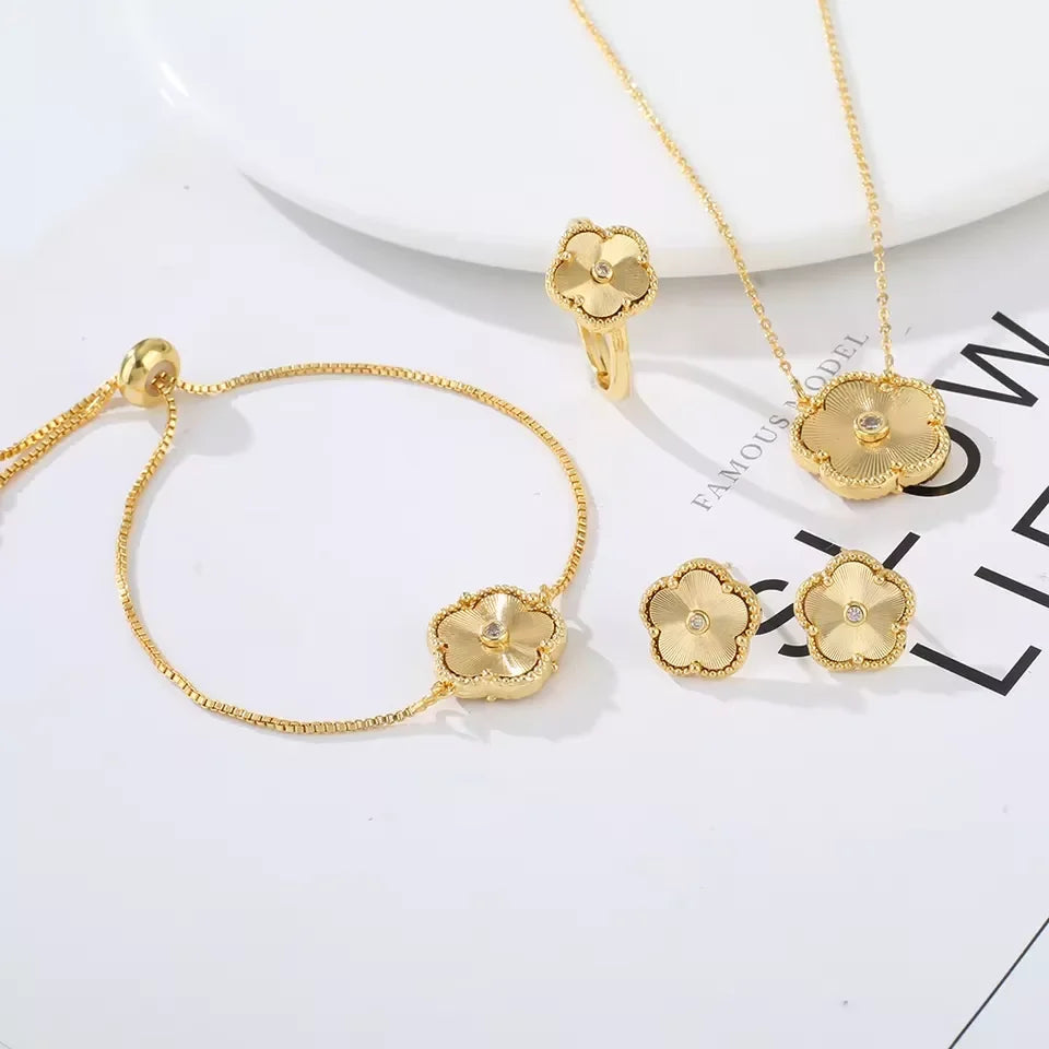 4pc Double-Sided Plum Blossom Jewelry Set Zircon New Hot Selling Plant Five Leaf Flower Women's High-Quality Clover