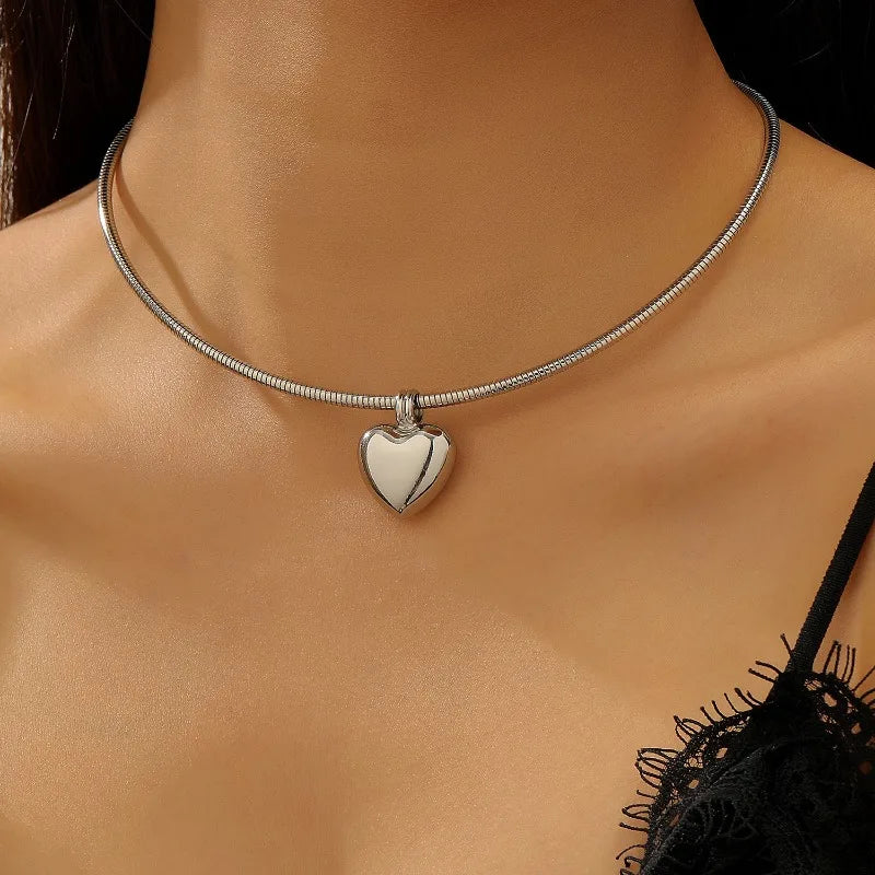 Simple Fashion Heart Collar Necklace, Elegant Feminine Jewelry Accessories, Wedding Party Valentine's Day Gift for Girlfriend