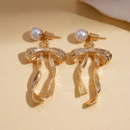 Boucles d'oreilles pendantes élégantes en métal en forme de nœud, bijoux de fête, boucles d'oreilles pendantes rétro françaises avec imitation perle blanche pour femmes
