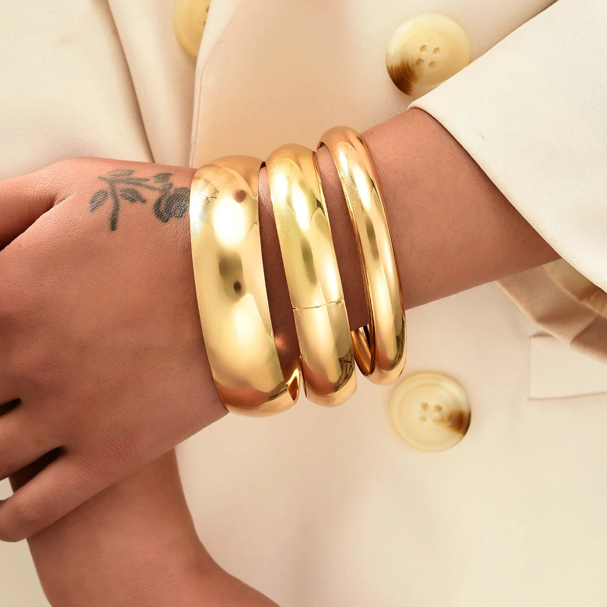 Vintage Chunky Smooth Metal Cuff Bangles Set